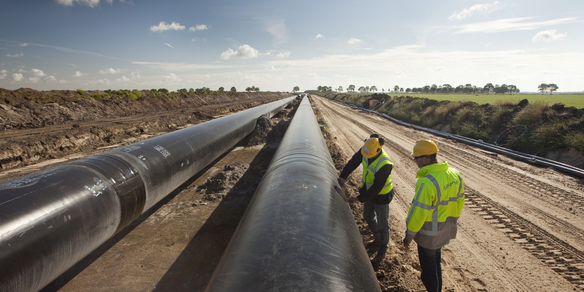 Construction of main transport network Gasunie.